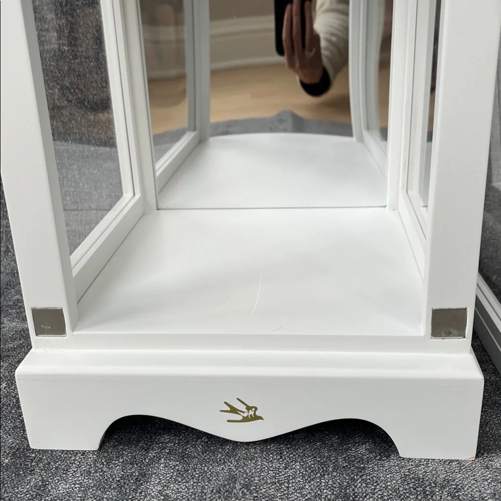 White Wooden Display Case with Mirrored Back - Picture 7 of 15